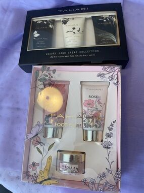 💐Mother’s Day gift!💝 Tahari Rose Foot Care Set - Pink Floral Packaging